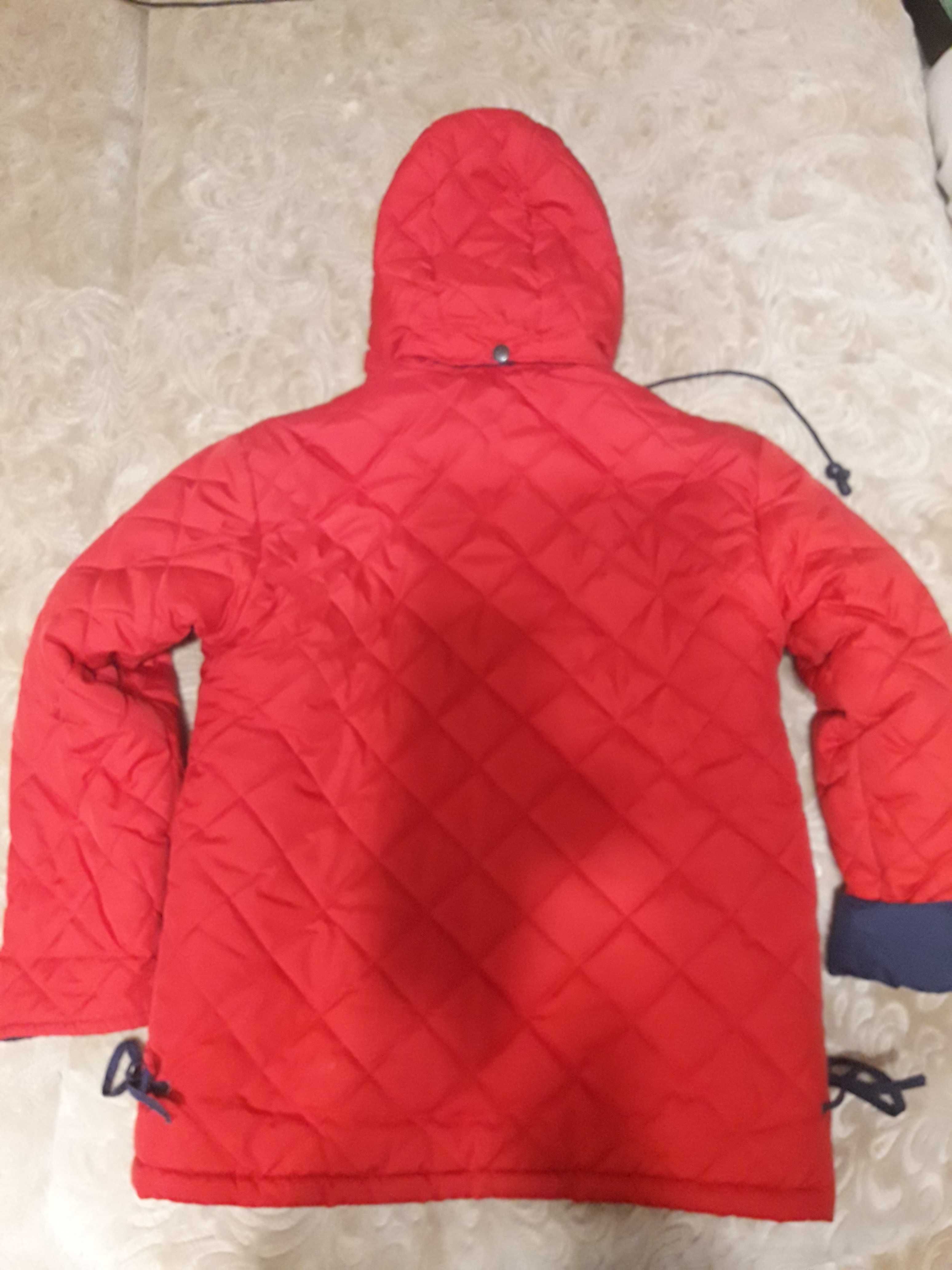 Пальто куртки красного цвета для девочек