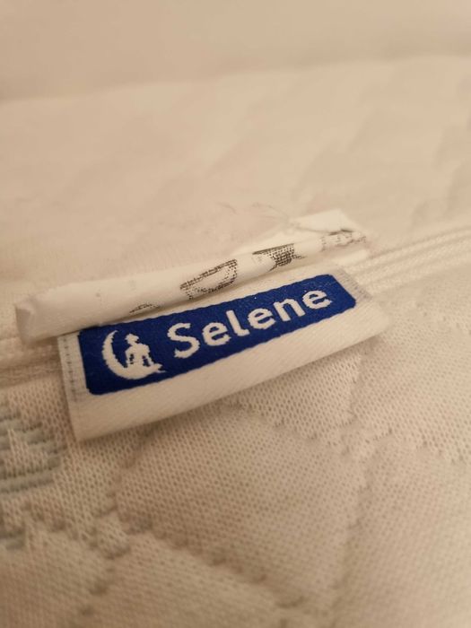 Materac Selene 160x200 średnio-twardy