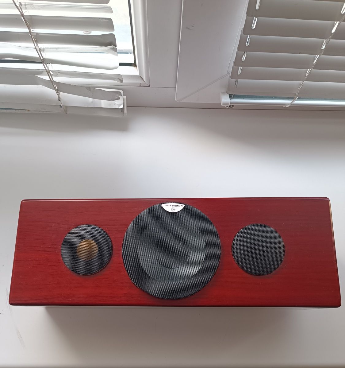 Акустика Monitor audio Radius 180, колонка центральна