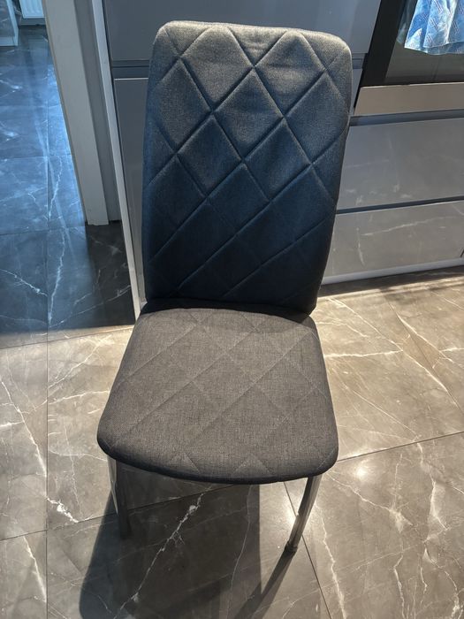 4 szt krzesła super stan