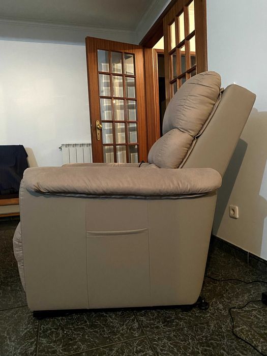 Poltrona reclinável