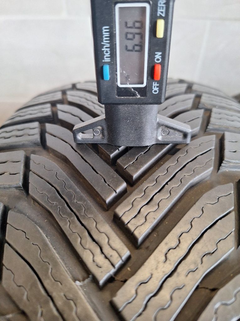 Opony Całoroczne 17 Michelin Alpin 6 225/55R17 Komplet