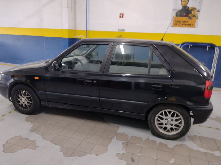 Skoda felicia 2000. Carro não trabalha.