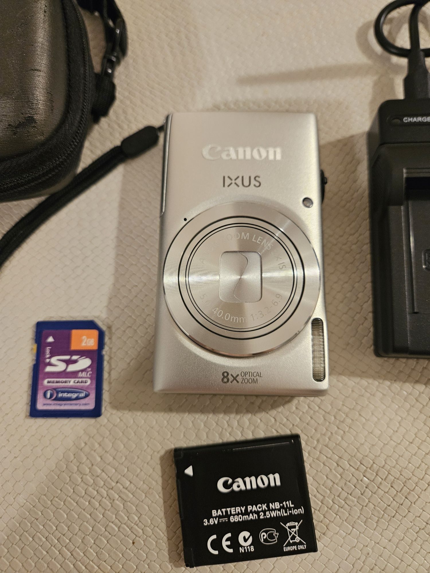Aparat Canon ixus 132