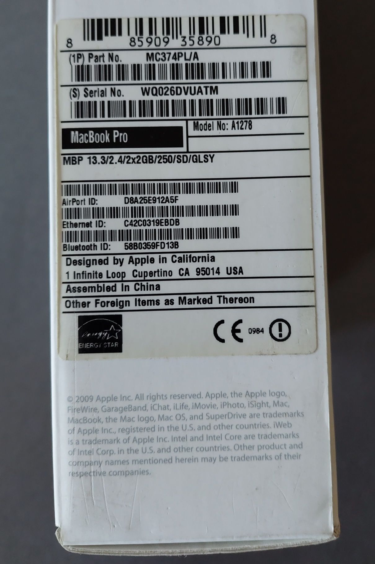 Mac Book Pro 13" - SSD 250 GB - DDR 10 GB - 2.4 Ghz - 2010 rok