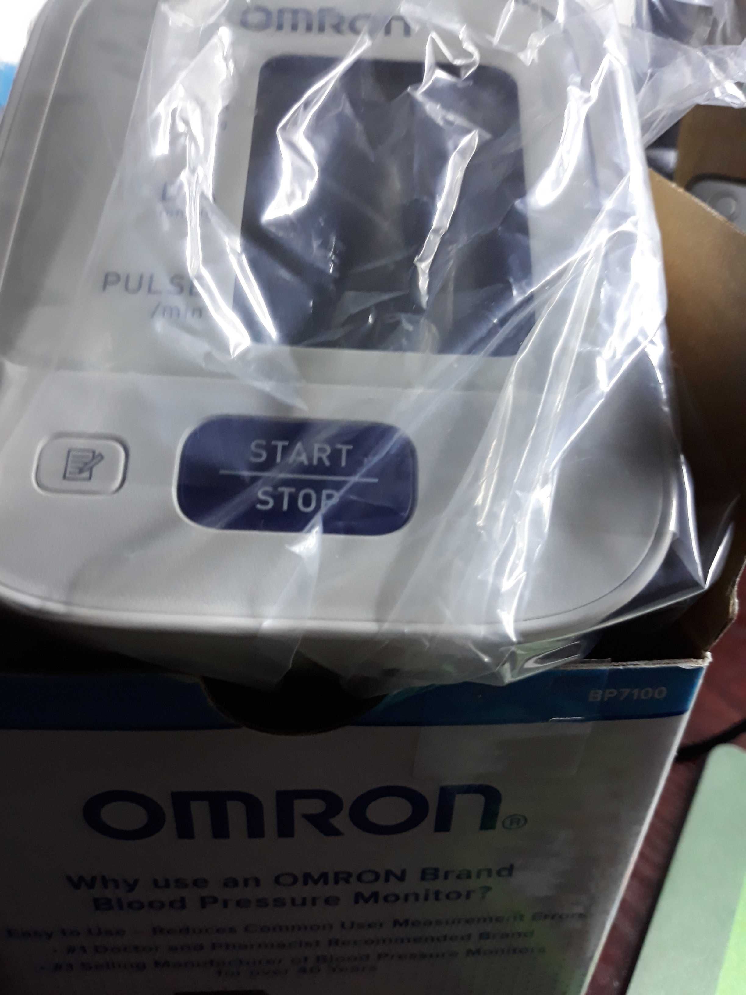 ciśnieniomierz  OMRON 3 SERIES  UPER  AMR