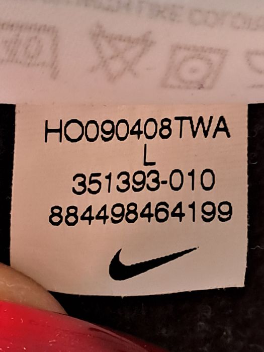 czarna prosta bluza z kolorowymi szyciami i logiem nike L vintage