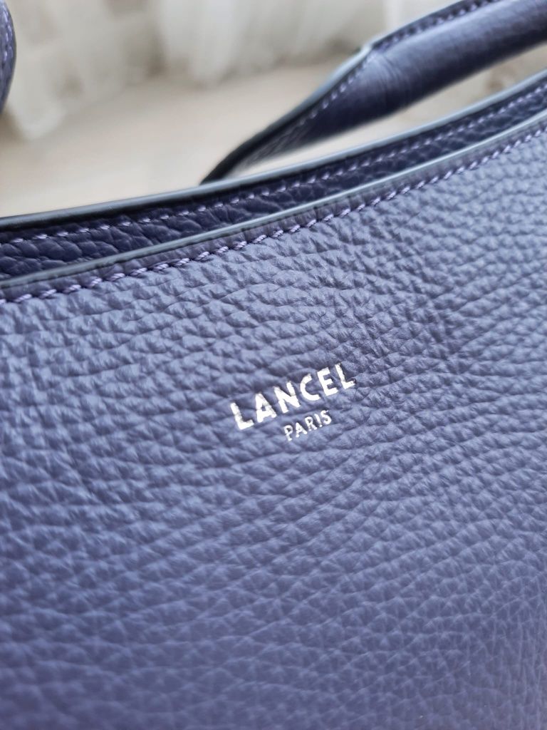 Оригинальная сумка-шоппер Lancel