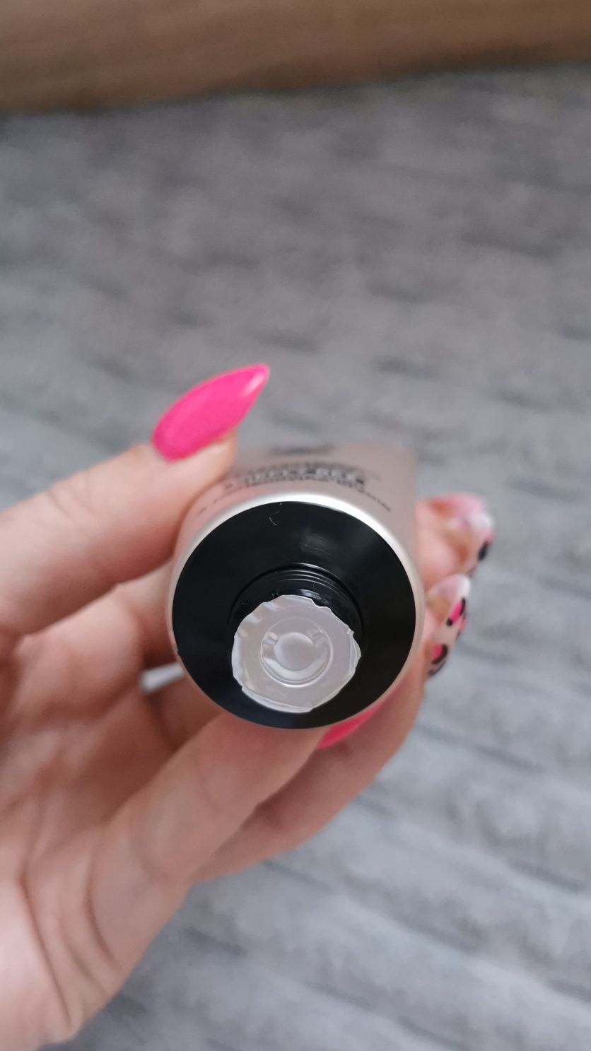 Perfecta nawilżający fluid+baza matt