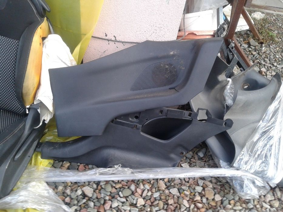 Citroen DS3 Komplet Foteli Boczków do Przeróbki Van Vana Pasy Komplet