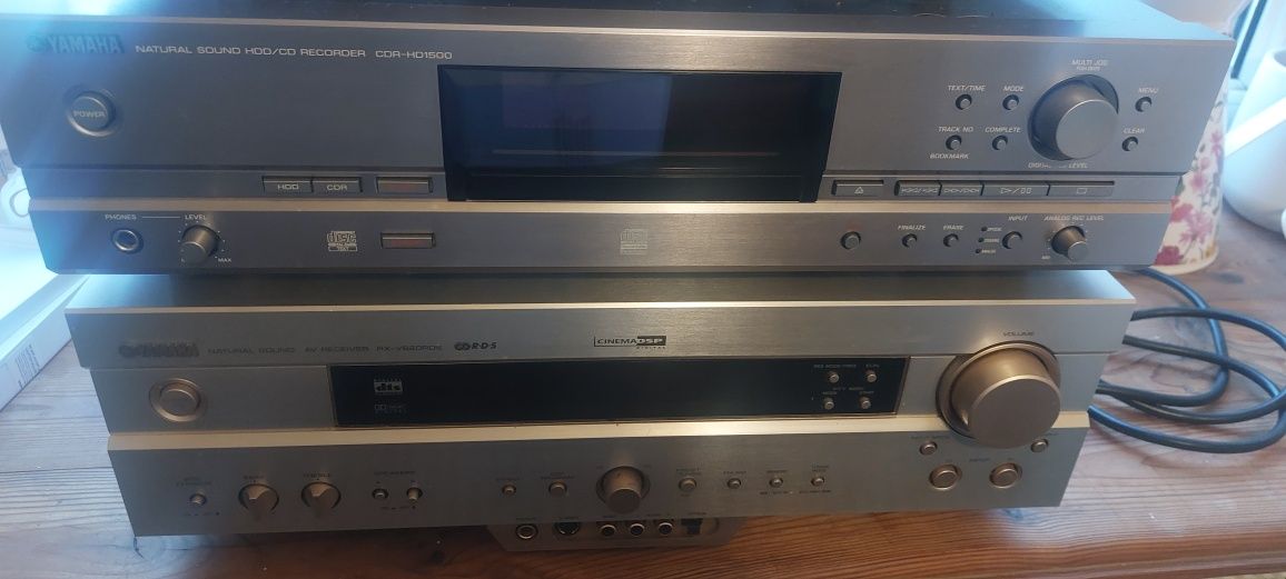 Amplituner Yamaha  RX-V620RDS + JBL 200 kino domowe