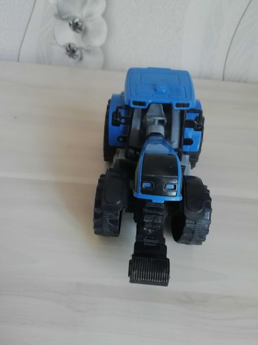 Продам трактор дитячий