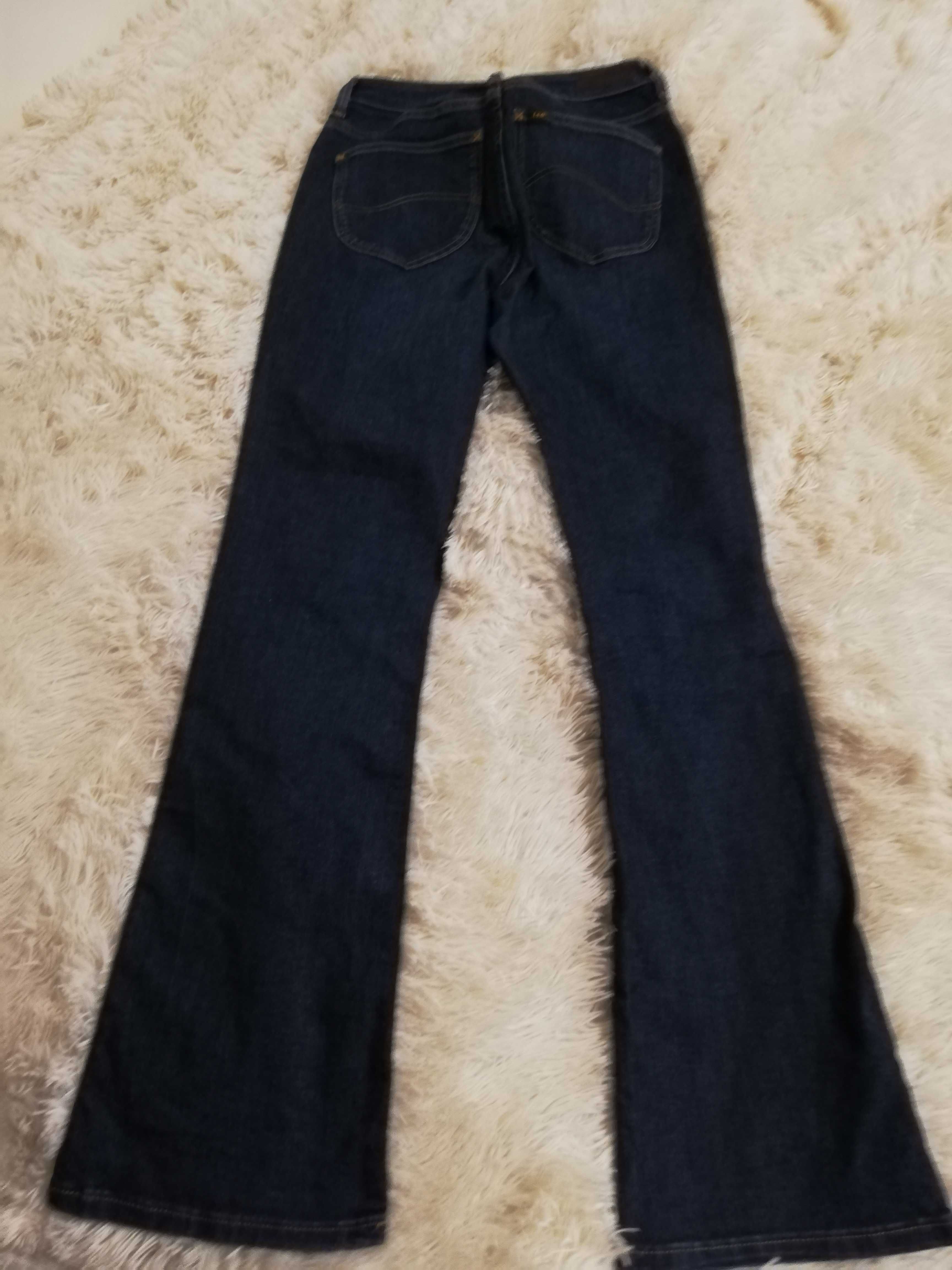 jeansy Lee W27 L31 Breese Boot ciemny granat S 36
