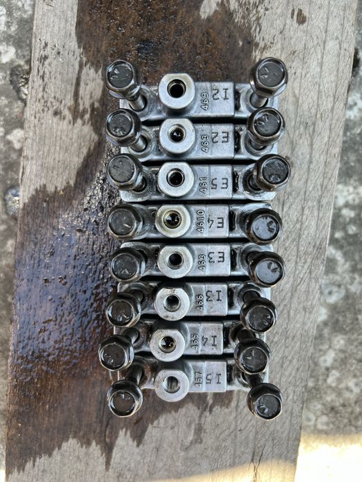 Бугеля з болтами Mazda 6 2012-2019рік Gj 2.5 SkyActive