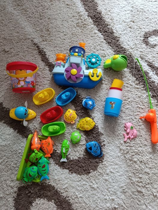 Продам іграшки для ванної