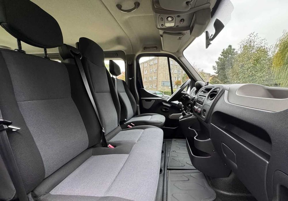 На продаж Renault Master