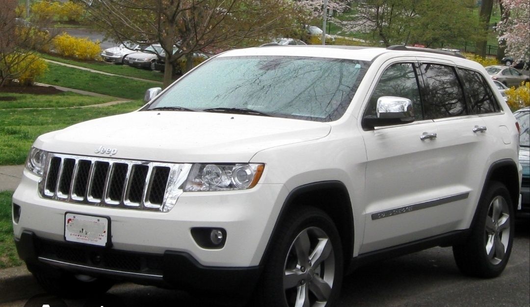 Розборка Jeep grand Cherokee wk2 Джеп разборка запчастини б/у оригінал