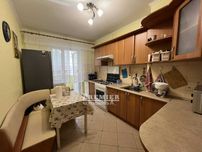 3-кімнатна квартира на Корольова, чешка, 3/9 поверх