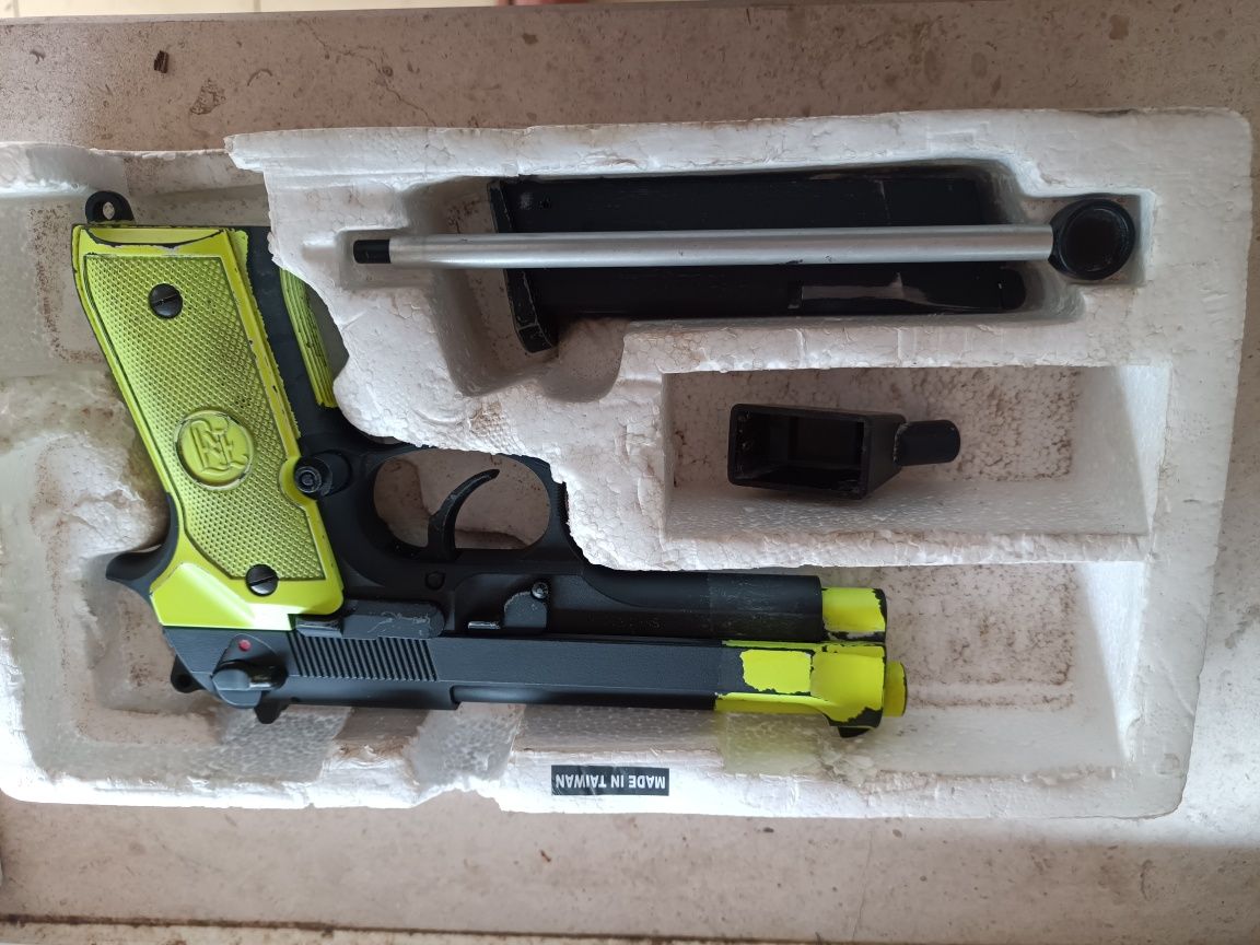Airsoft Beretta m92 kjw