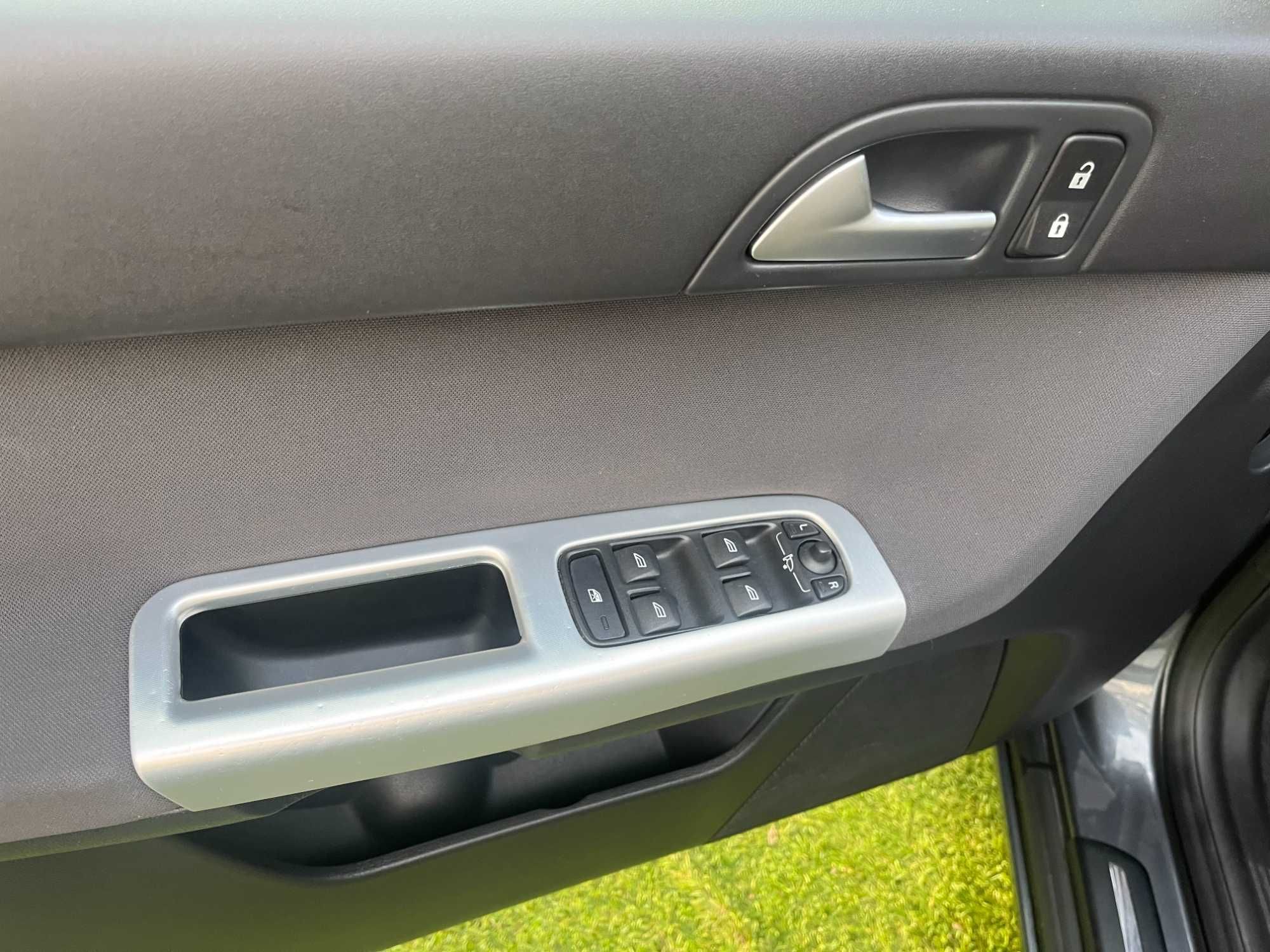 Volvo v50 1.6D 2010