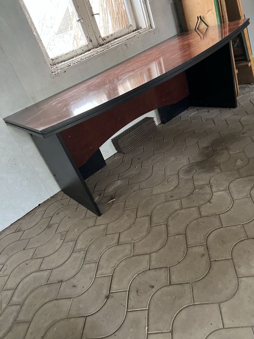 Стіл глянцевий 2м*0.95м*0.75м