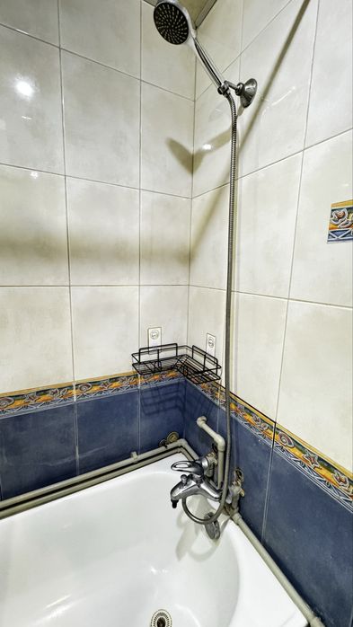 Продам 1к квартиру уг Калиновой и Правды!