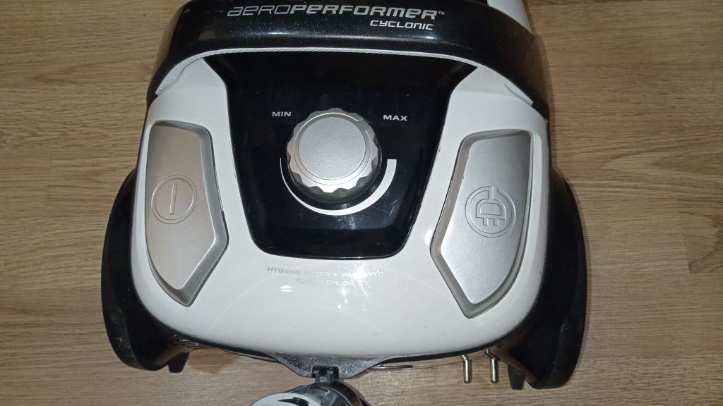 Electrolux EAPC54IW Безмешковый Пылесос