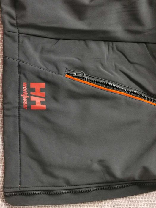 HH Kurtka Softshell Chelsea Evolution Hood HELLY HANSEN - NOWA