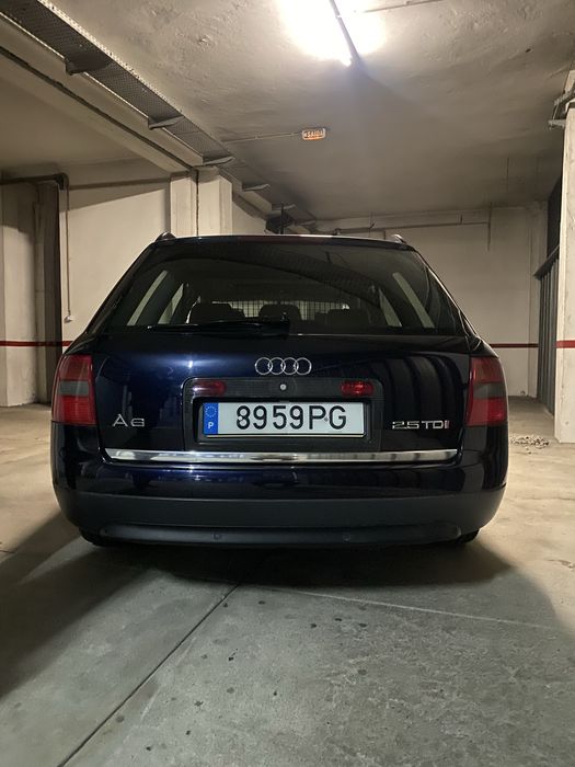 Audi A6 Avant 2.5 tdi de 2000