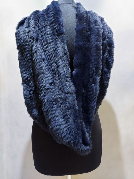 Granatowy komin z królika   unisex