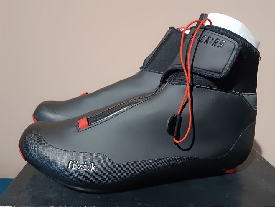 Zimowe buty szosowe Fizik R5 Artica rozm.44