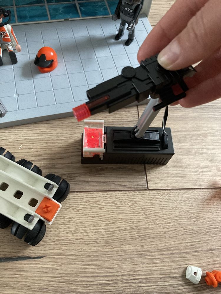 Stacja kosmiczna playmobil (walizka)