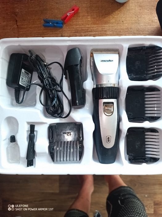 машинка для груминга или стрижеи