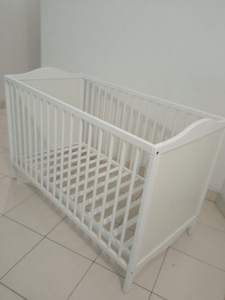 Cama     de bebe