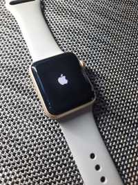 Часы Apple Watch Series 2