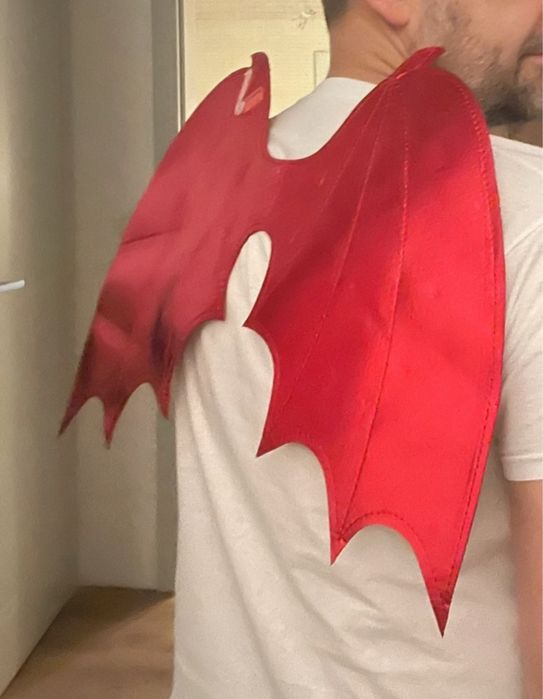 Kostium Halloween dzieciecy damski meski czerwone metaliczne skrzydla