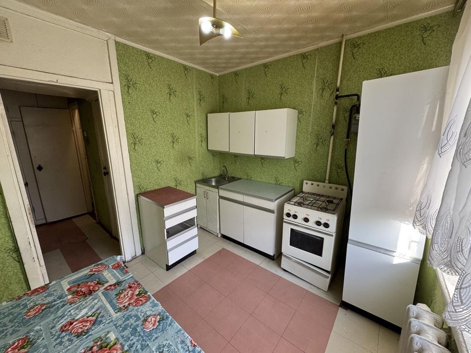 Продам чешку 2к квартиру на Кирова 54 кв м