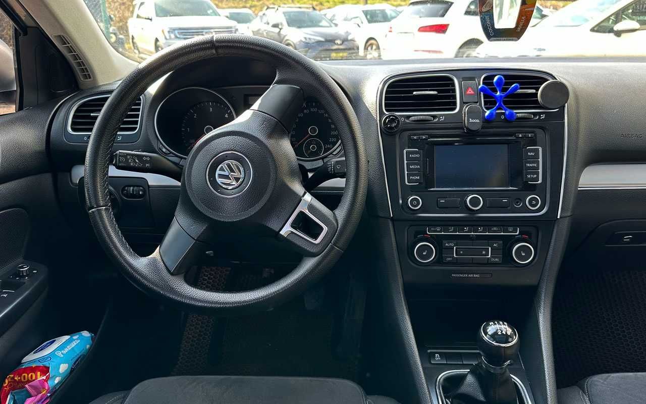 Volkswagen Golf 2011