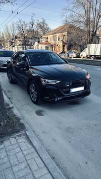 AUDI Etron SPORTBACK 2021 Premium PLUS 55 S Line в ідеальному стані