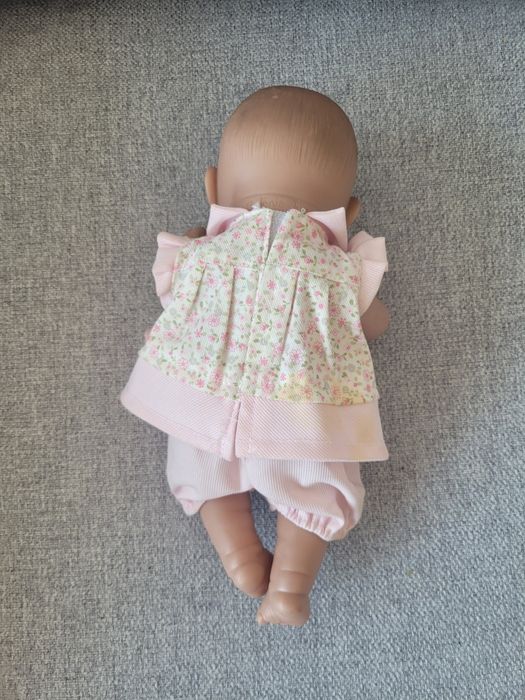 Boneca bebe recem nascida
