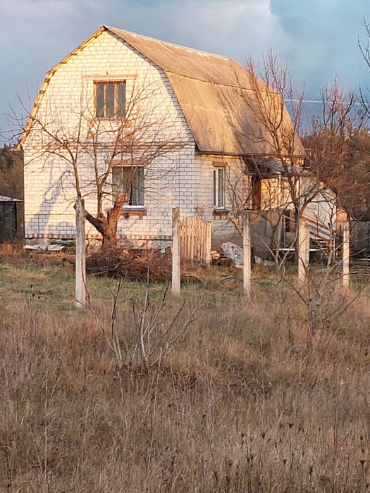 Продам будинок в с.Левків зі зручностями та банею