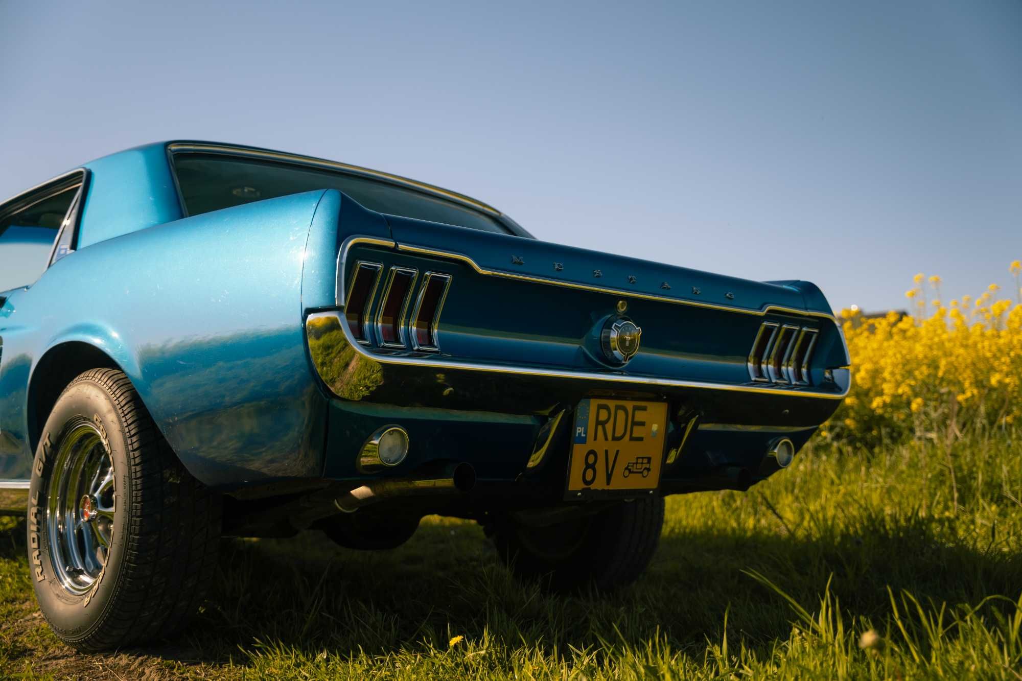 Wynajem Ford Mustang 1967 4.7 V8 na ślub, sesje, specjalne okazje