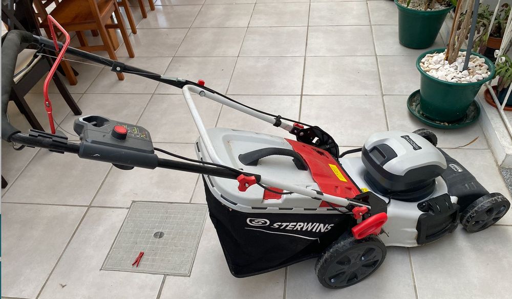 Corta-relva elétrico STERWINS 1800W 46CM