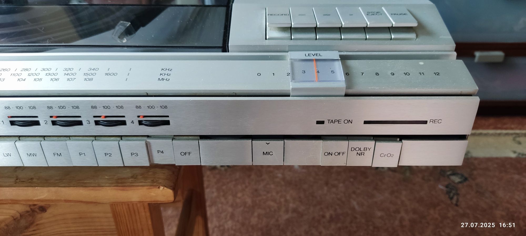 Bang& Olufsen BEOCENTER 4600