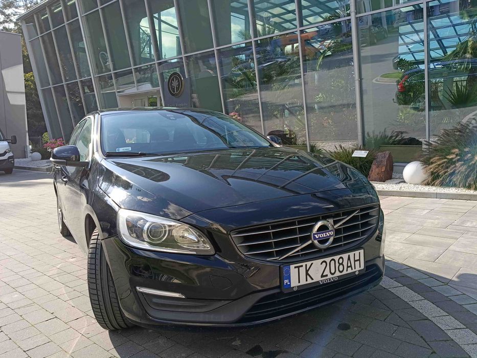 VOLVO V60 D3 Momentum