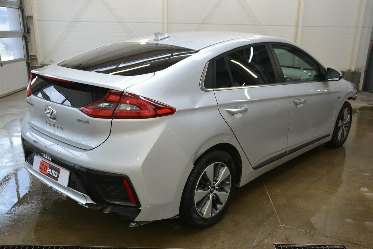 Hyundai IONIQ 1,6 benzyna hybryda PLUG-IN 141ps* automat* nawigacja* skóra* ICDauto