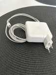 Zasilacz Apple 67 W A2518 + kabel USB-C 2m