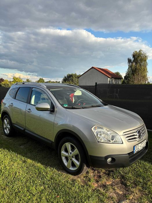 Nissan Qashqai+2