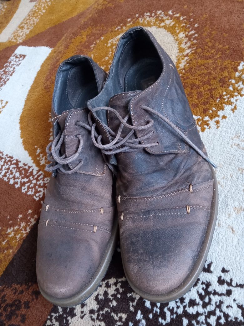 Zestaw buty męskie używane rozmiar 42 wkładka 28 cm uszkodzone Lasocki