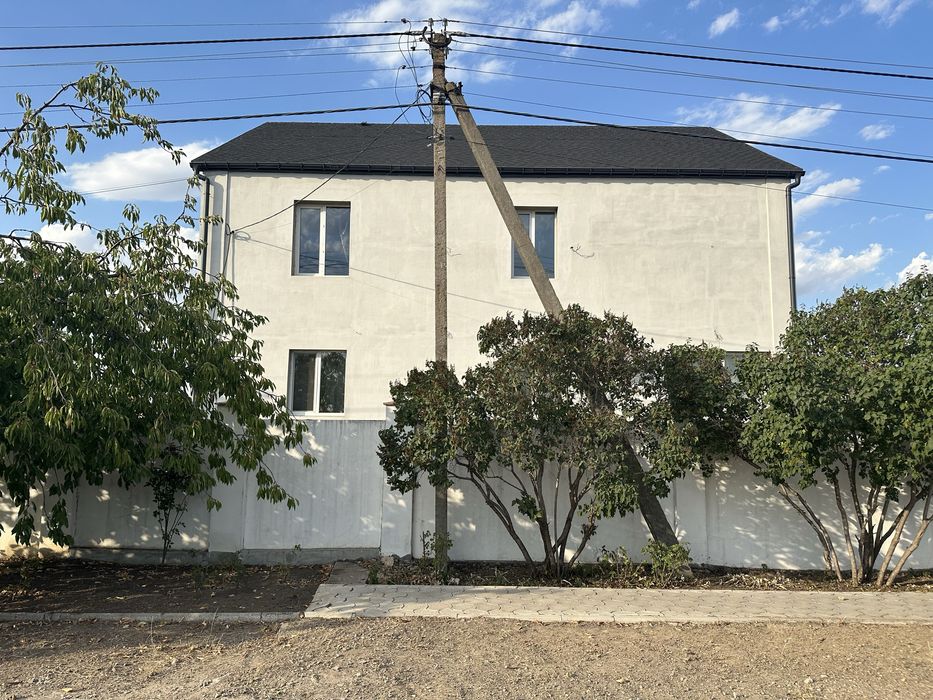 Дом, селище Полігон, 30 соток, теплиці